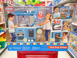 little tikes kitchen target 2022 4 1653321945 1653321945
