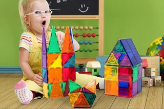 walmart-picasso-tiles-60pc-041520e