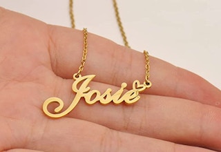 amazon name necklaces 2022 1 1671302533 1671302534