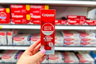 colgate-optic-white-renewal-toothpaste-target2
