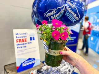 lowes-free-flower-members-rewards-kcl-5