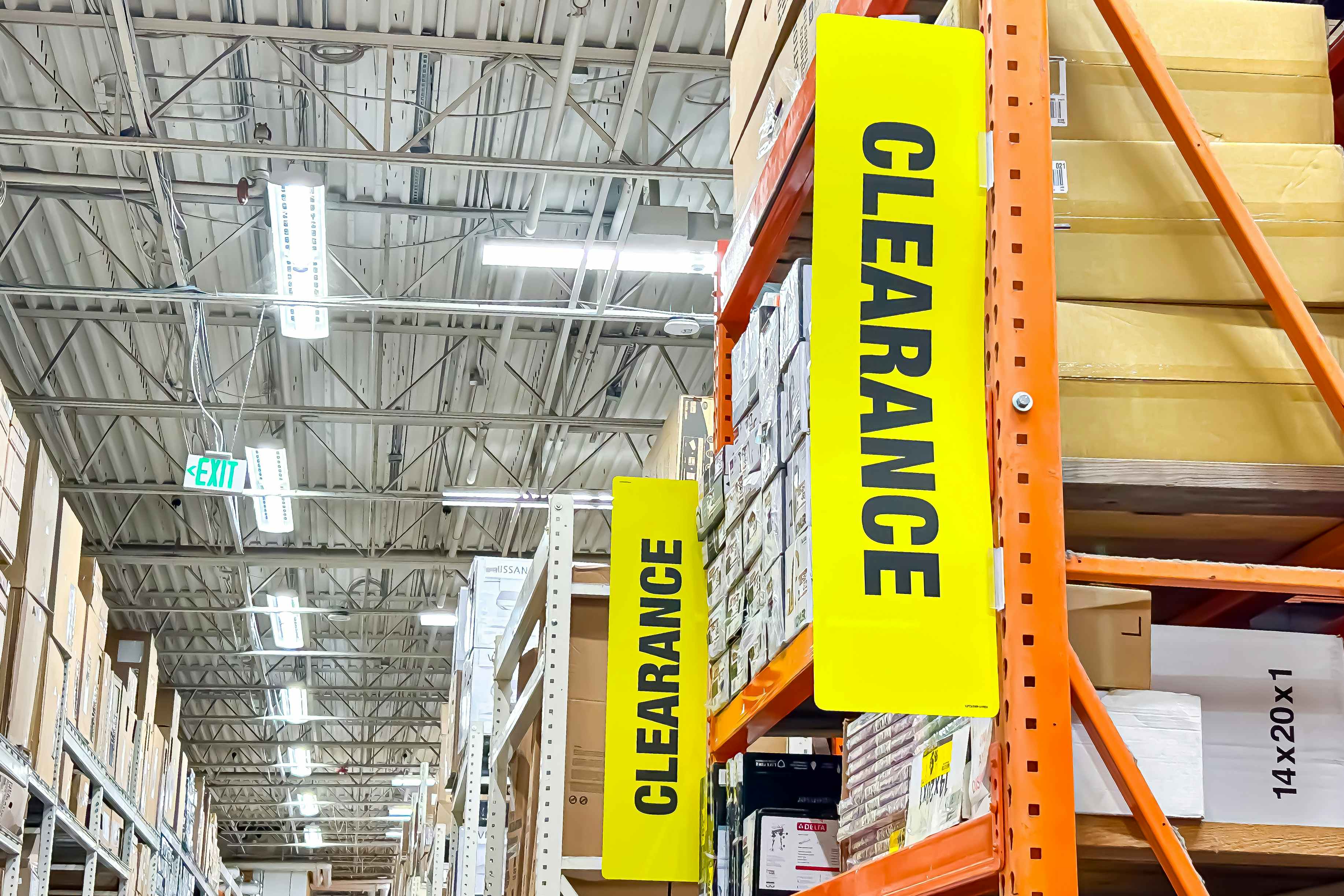 home-depot-clearance-sign