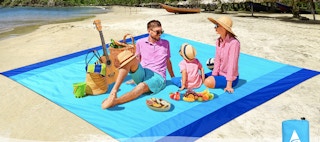 amazon beach blanket screenshot 1656352116 1656352117