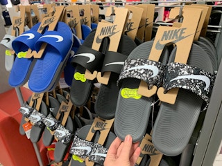 jcpenney-nike-slides-051919b
