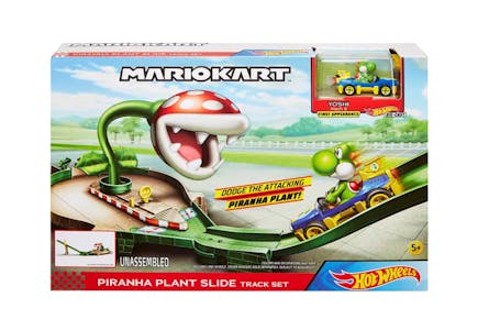Mattel Hot Wheels Mario Kart Set