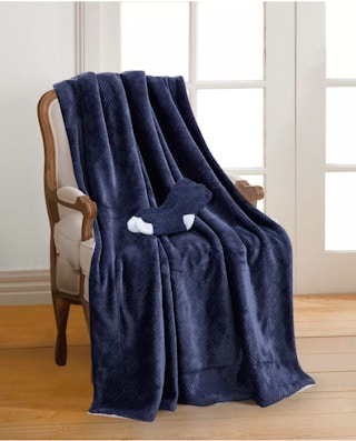 macys montauk throw and sock set