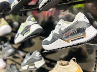 finish-line-retail-nike-shoes-sneakers-air-max-area-jan-3