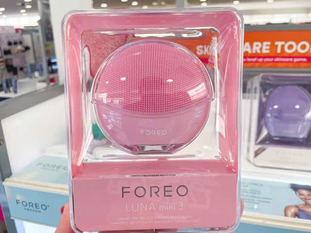 Foreo Luna Mini 3 Facial Cleansing Brush, $99 on Amazon (Reg. $179) card image