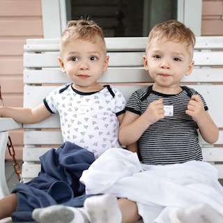 amazon burts bees onesie 1638128342 1638128343