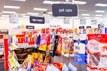 cvs pet care area