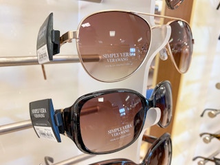 simply vera vera wang womens sunglasses