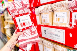 costco-holiday-kitchen-towels