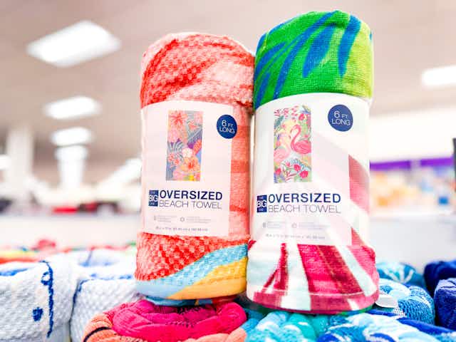 These Bestselling Beach Towels Are Just $9.59 at Kohl's (Or as Low as $7) card image