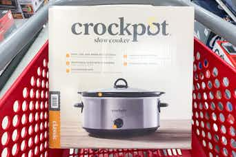 Crock-Pot 2-Quart Slow Cooker ONLY $9.96 (Reg $30) at Walmart - Daily Deals  & Coupons