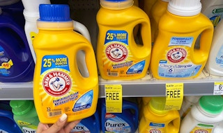walgreens armhammerlaundry 01 cs 1597618668 1597618668