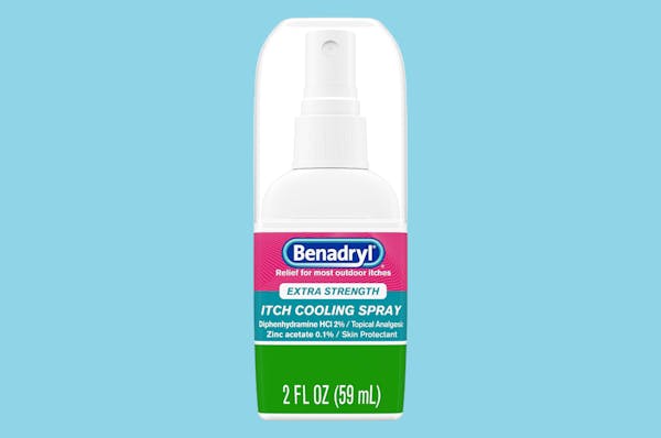 Get 2 Benadryl Anti-Itch Cooling Sprays for $7.52 on Amazon