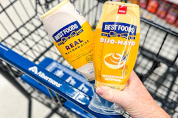 hand holding best foods mayo sponsored