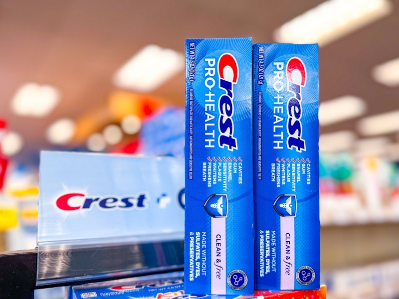 2 crest pro health toothpastes