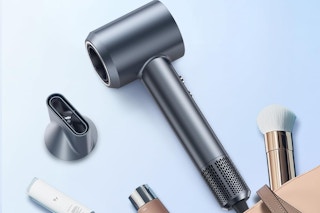 blow dryer