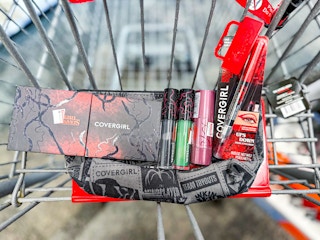 cvs-covergirl-x-stranger-things-collab-collection-makeu-cosmetics-kcl-4596 jpg