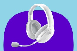  Razer Barracuda X Wireless Gaming & Mobile Headset on a purple background.