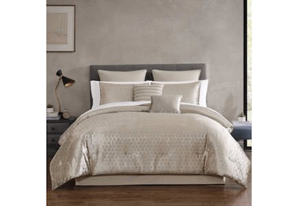 Hallmart Collectibles Bedding Set