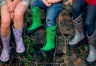zulily-bogs-kids-rainboots-2023-1