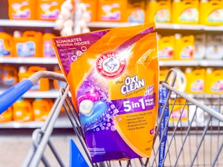 Arm & Hammer Power Paks (72-count bag in Walmart shopping cart)
