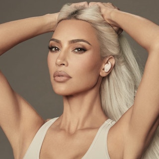 amazon beats x kim 1660744589 1660744589