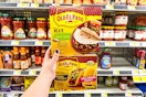 hand holding old el paso foods