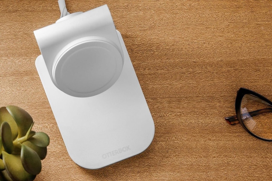 Woot OtterBox 15W MagSafe Wireless Charging Stand
