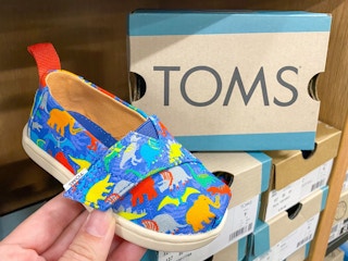 toms tiny alpargata shoes