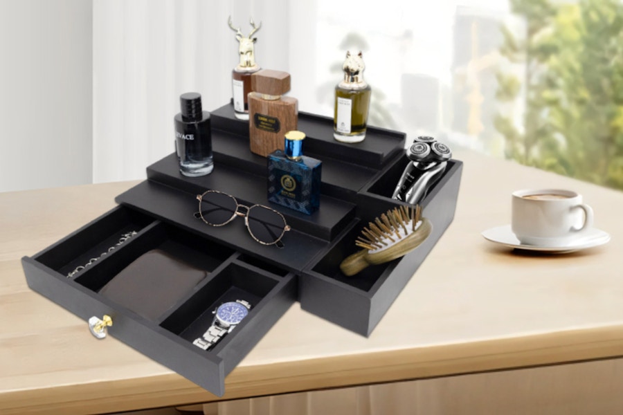 Cologne organizer LI