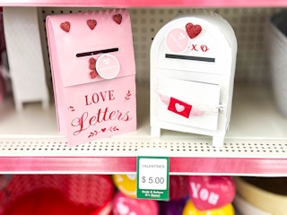 dollar tree valentine-s mailboxes 1
