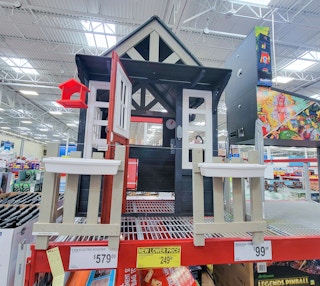 a kidkraft outdoor playhouse