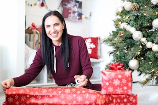 black friday christmas cyber monday online shopping 8 1699989334 1699989334