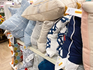 home decor throw pillows