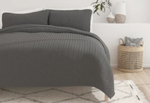 Linens & Hutch Quilt Set