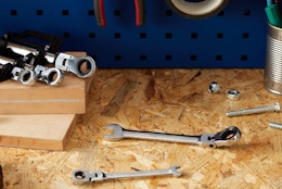 Amazon Basics Ratchet Wrench Set, Only $13.49 on Amazon card image