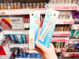 neutrogena-cosmetics-kcl-62 jpg