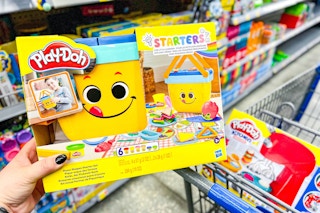 Play-Doh Picnic Play Set with secondary Play-Doh toy in Walmart shopping cart in the background 