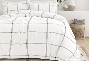 Linens & Hutch 3-Piece Duvet Cover Set