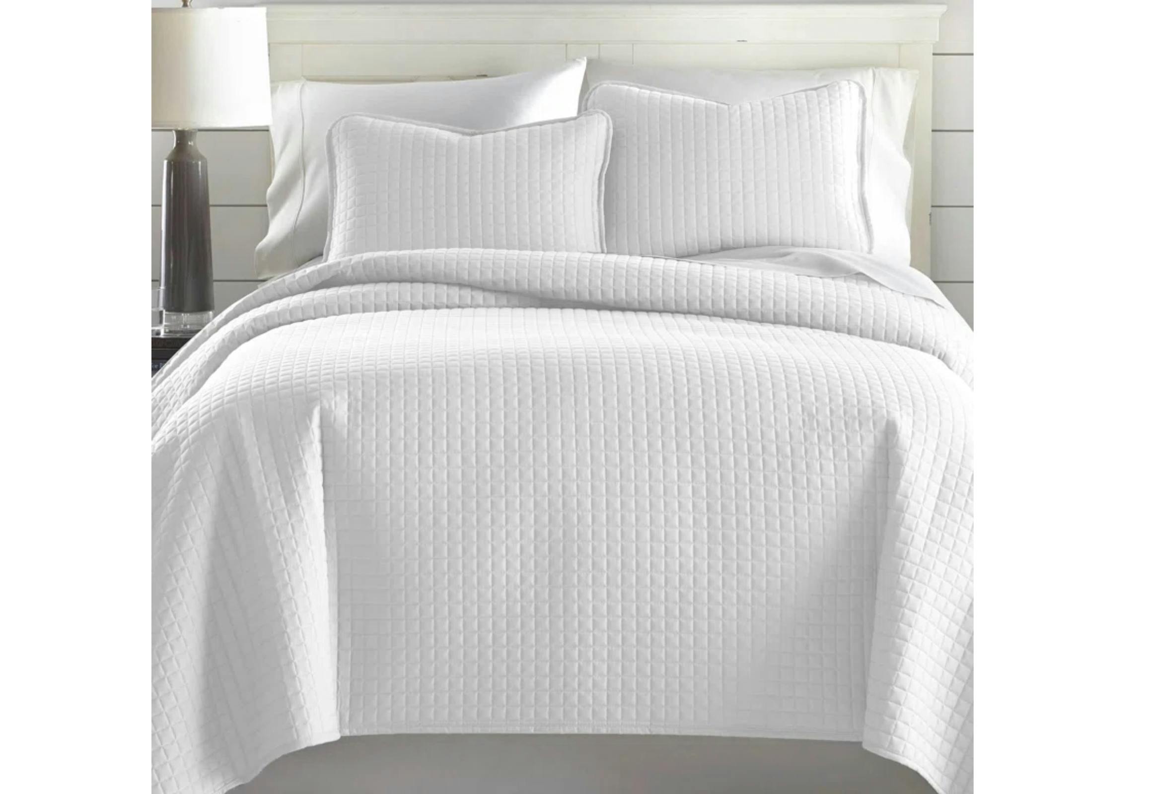 SouthShore Fine Linens Quilt Set
