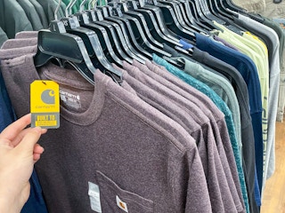 Carhartt Pocket T-Shirt Rack Close up
