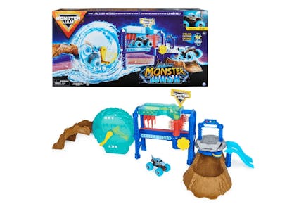 Monster Jam Monster Wash Playset