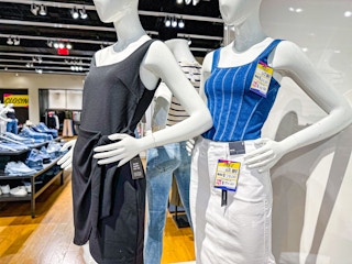 express store closings liquidation 30 percent off