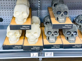 walmart-halloween-dollar-spot-kcl-10