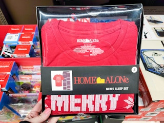 aldi home alone mens pjs nov 2022 1669830333 1669830333