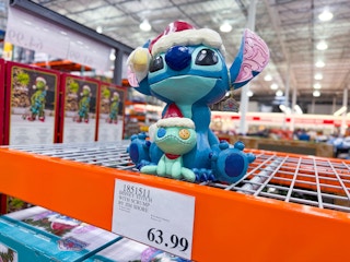 costco-holiday-disney-stitch-statue