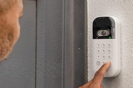 myQ Smart Garage Door Video Keypad